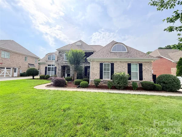 $1,240,000 | 6812 South Creek Road, Charlotte, NC 28277