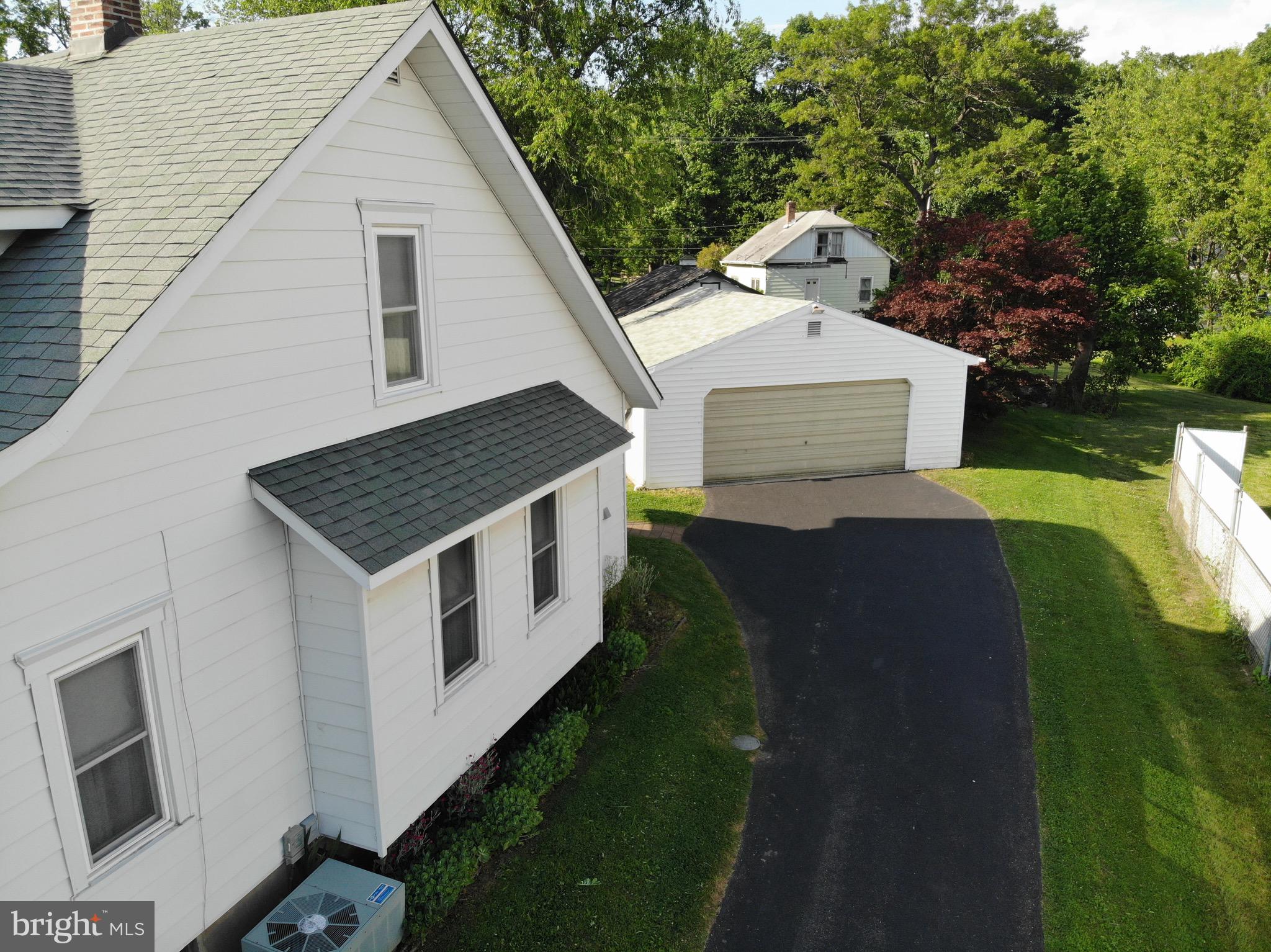 1238 Zebley Road Garnet Valley, PA 19060 - Photo 6 of 10 Gallery Image 6