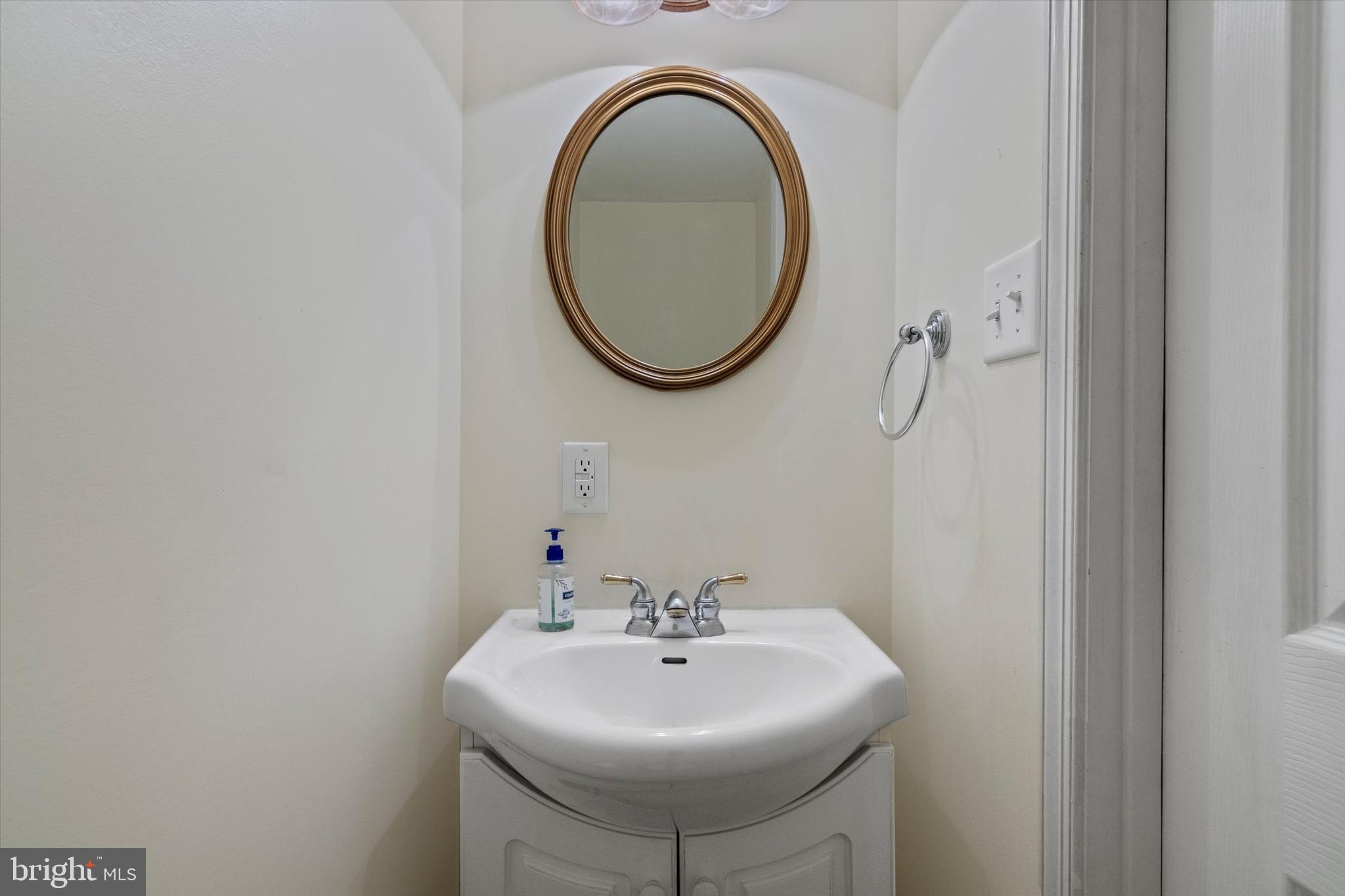 5262 Lonsdale Drive Springfield, VA 22151 - Photo 27 of 44