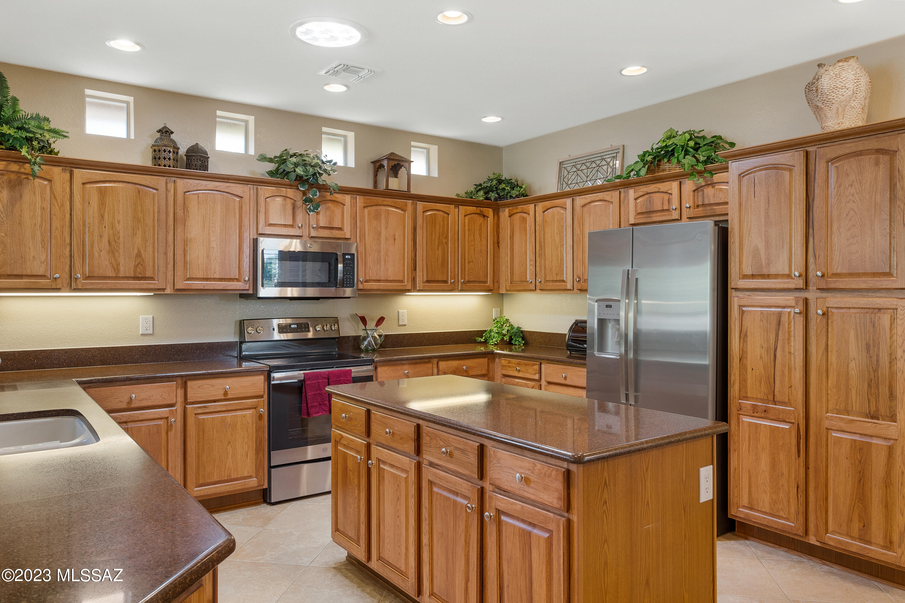 62046 East Northwood Road Tucson, AZ 85739 - Photo 8 of 42