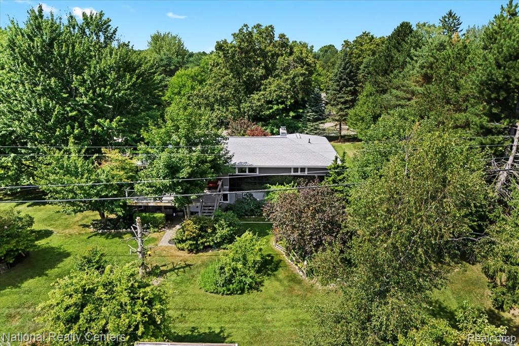 1785 Middle Road Highland, MI 48357 - Photo 45 of 50