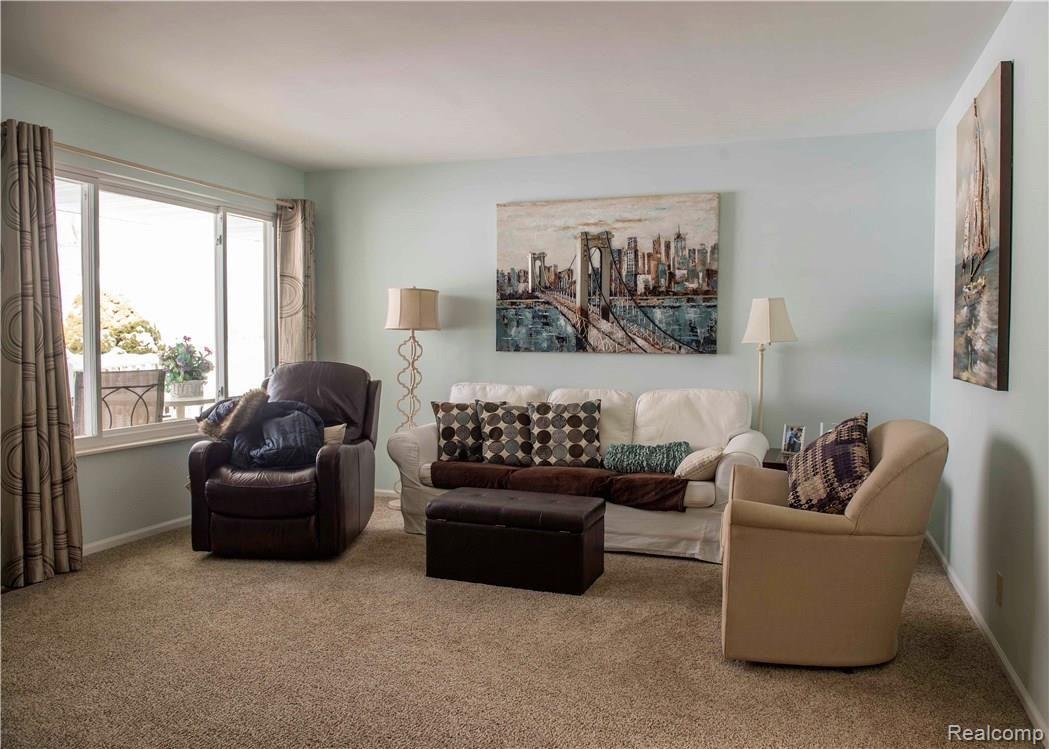 livingroom1.jpg