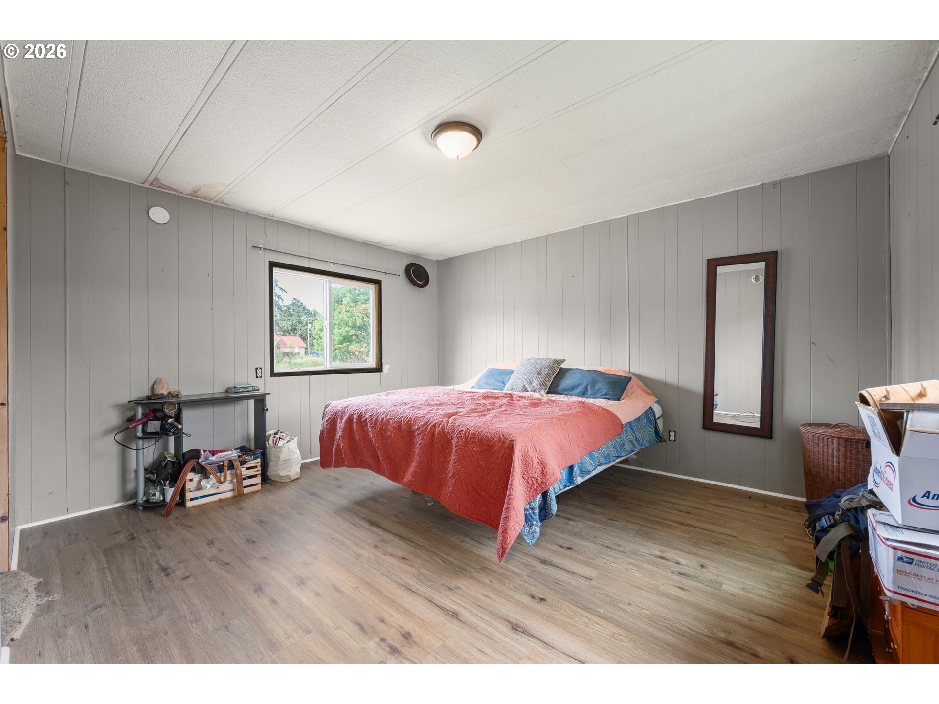 39009 Dexter Road, Unit 27 Dexter, OR 97431 - Photo 14 of 31 Primary Bedroom