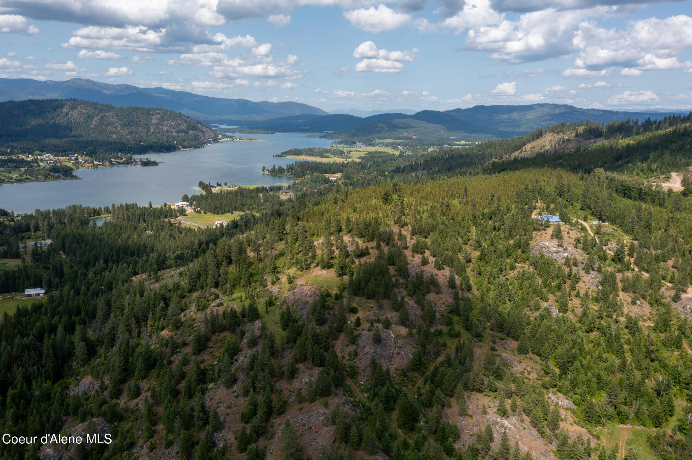 5095 Jewel Lake Road Sagle, ID 83860 - Photo 11 of 25 2 11