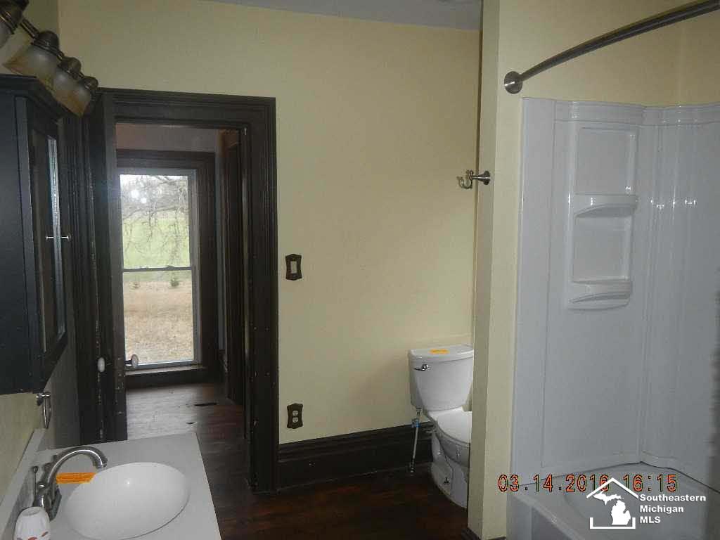 6934 Sparks Road Morenci, MI 49256 - Photo 10 of 15 21116587-9.JPG