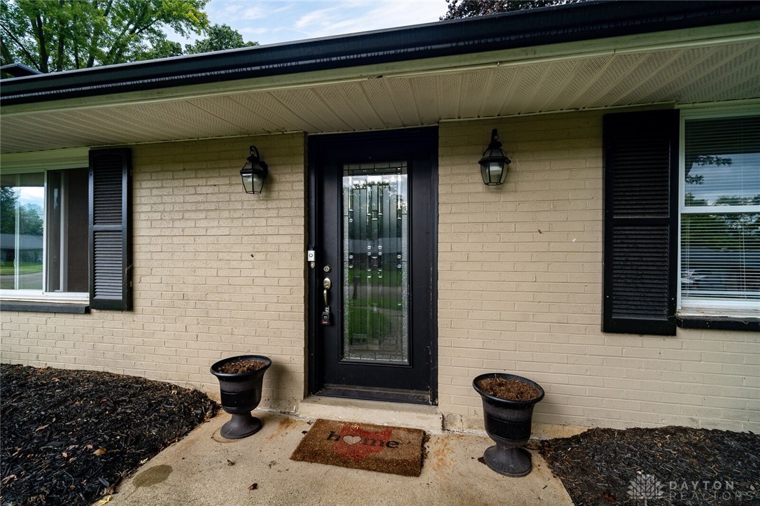 5899 Freeman Road Dayton, OH 45459 - Photo 4 of 30 Gallery Image 4
