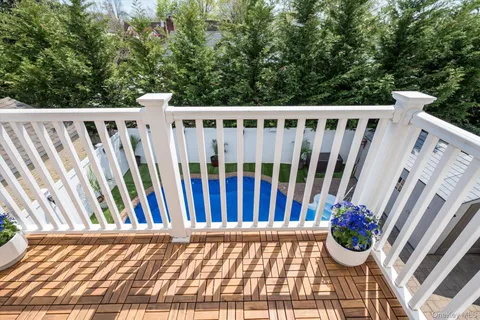 $939,000 | 38 Orchard Street, Merrick, NY 11566