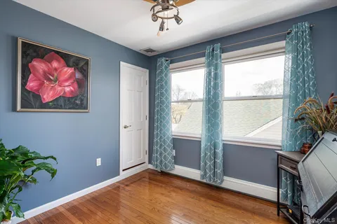 $939,000 | 38 Orchard Street, Merrick, NY 11566