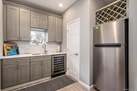 $939,000 | 38 Orchard Street, Merrick, NY 11566