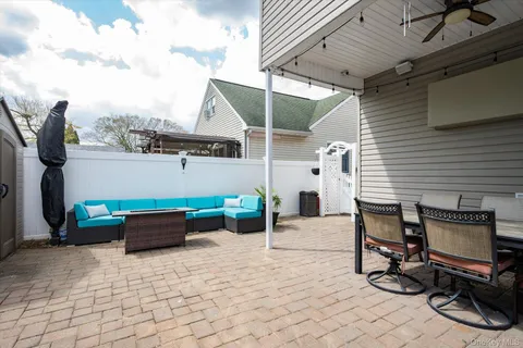 $939,000 | 38 Orchard Street, Merrick, NY 11566