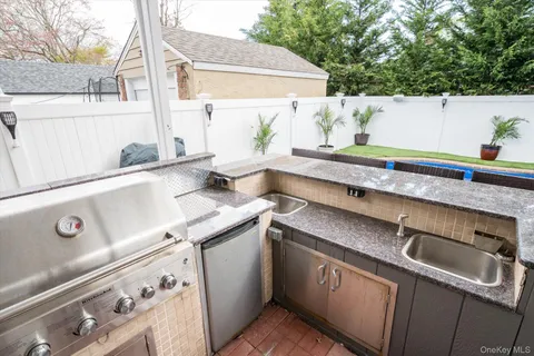 $939,000 | 38 Orchard Street, Merrick, NY 11566