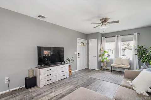 $939,000 | 38 Orchard Street, Merrick, NY 11566