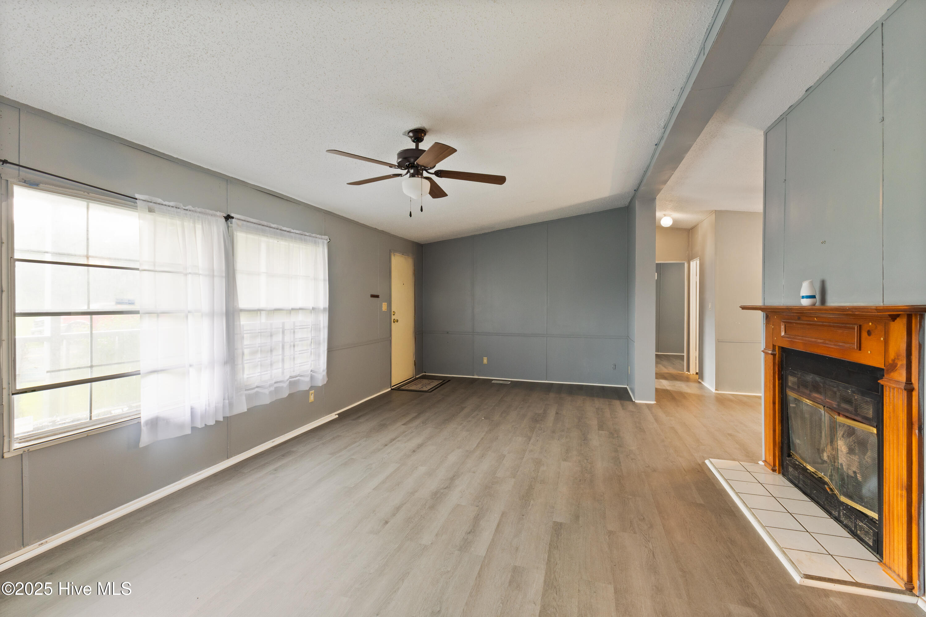 1461 Core Point Road Blounts Creek, NC 27814 - Photo 12 of 37 Family Room