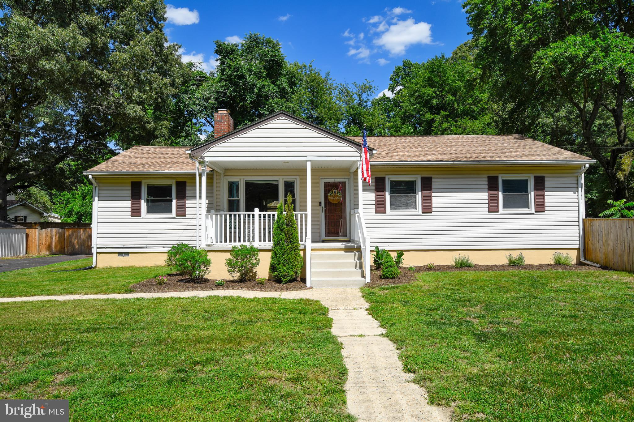 8165 Solley Road Pasadena, MD 21122 - Photo 3 of 55 Gallery Image 3
