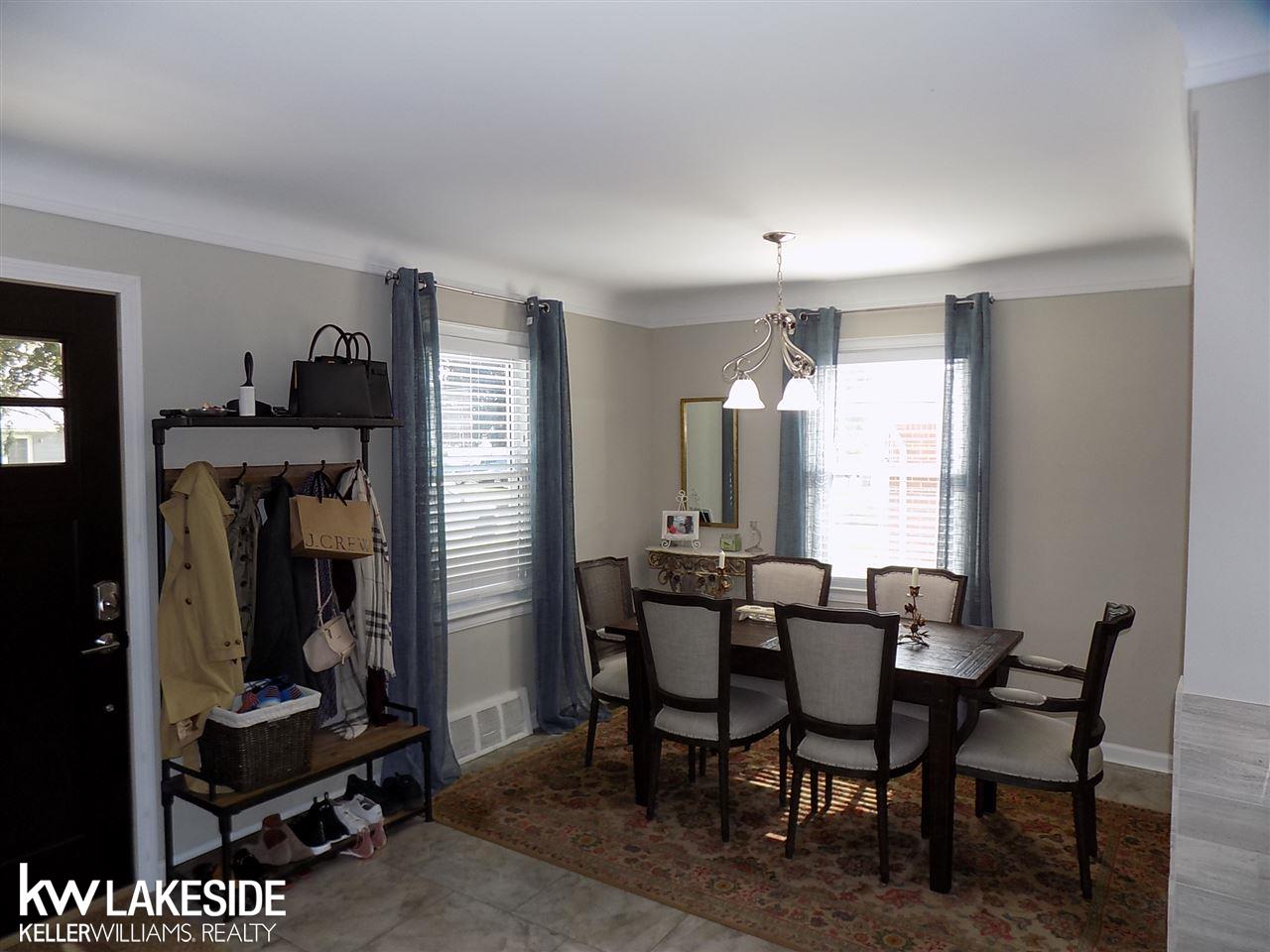 1896 Columbia Road Berkley, MI 48072 - Photo 6 of 31 31348895-5.JPG