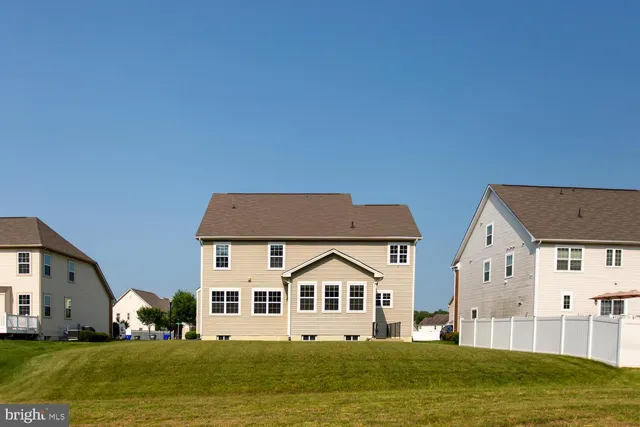 $649,900 | 5149 Atlantis Lane, White Plains, MD 20695