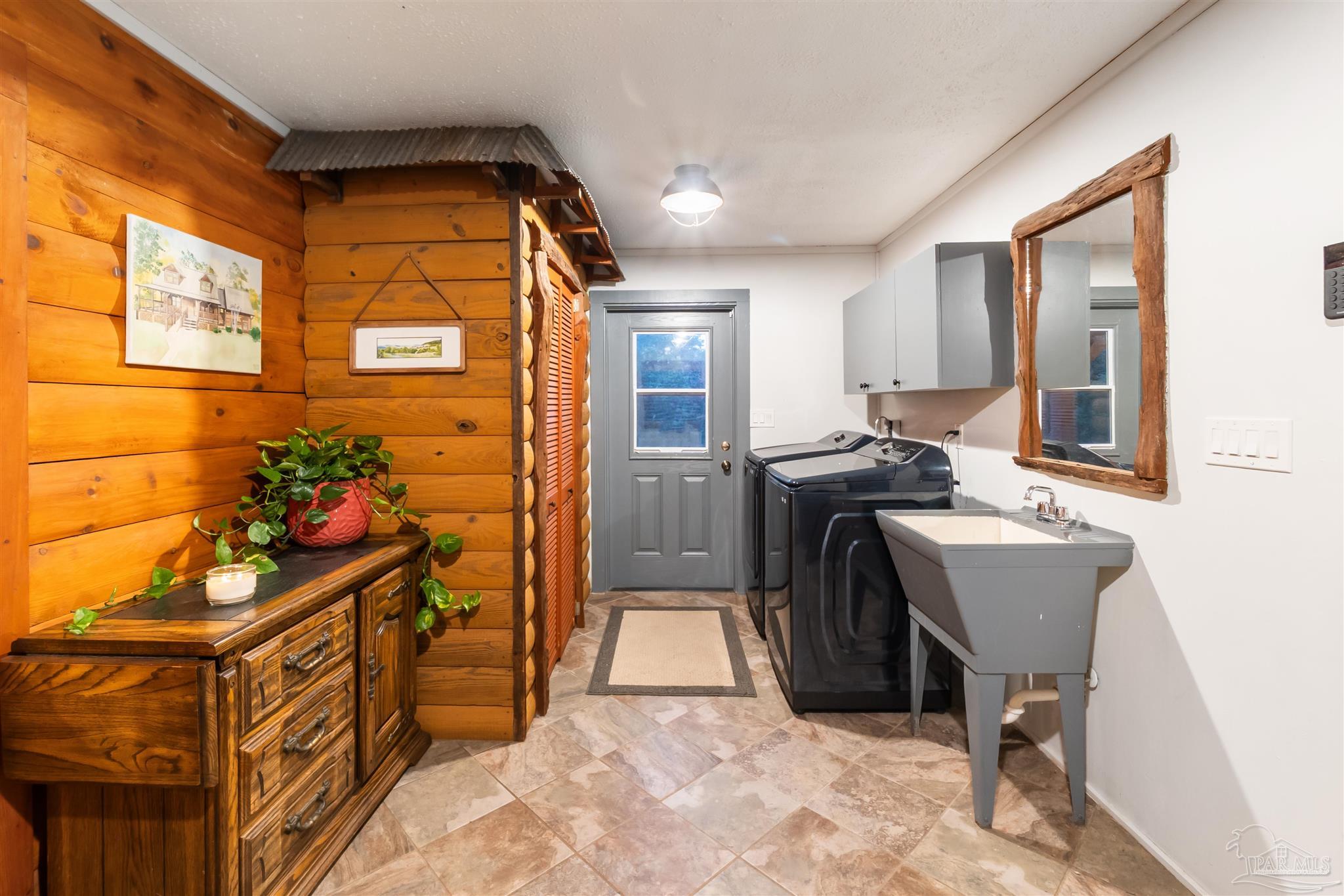 6710 Helms Road Pensacola, FL 32526 - Photo 21 of 46 Gallery Image 21