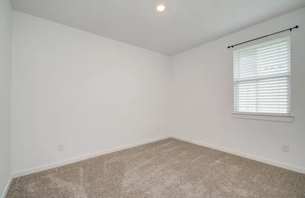 $2,650 | 10011 Angelina Woods Lane, Conroe, TX 77384