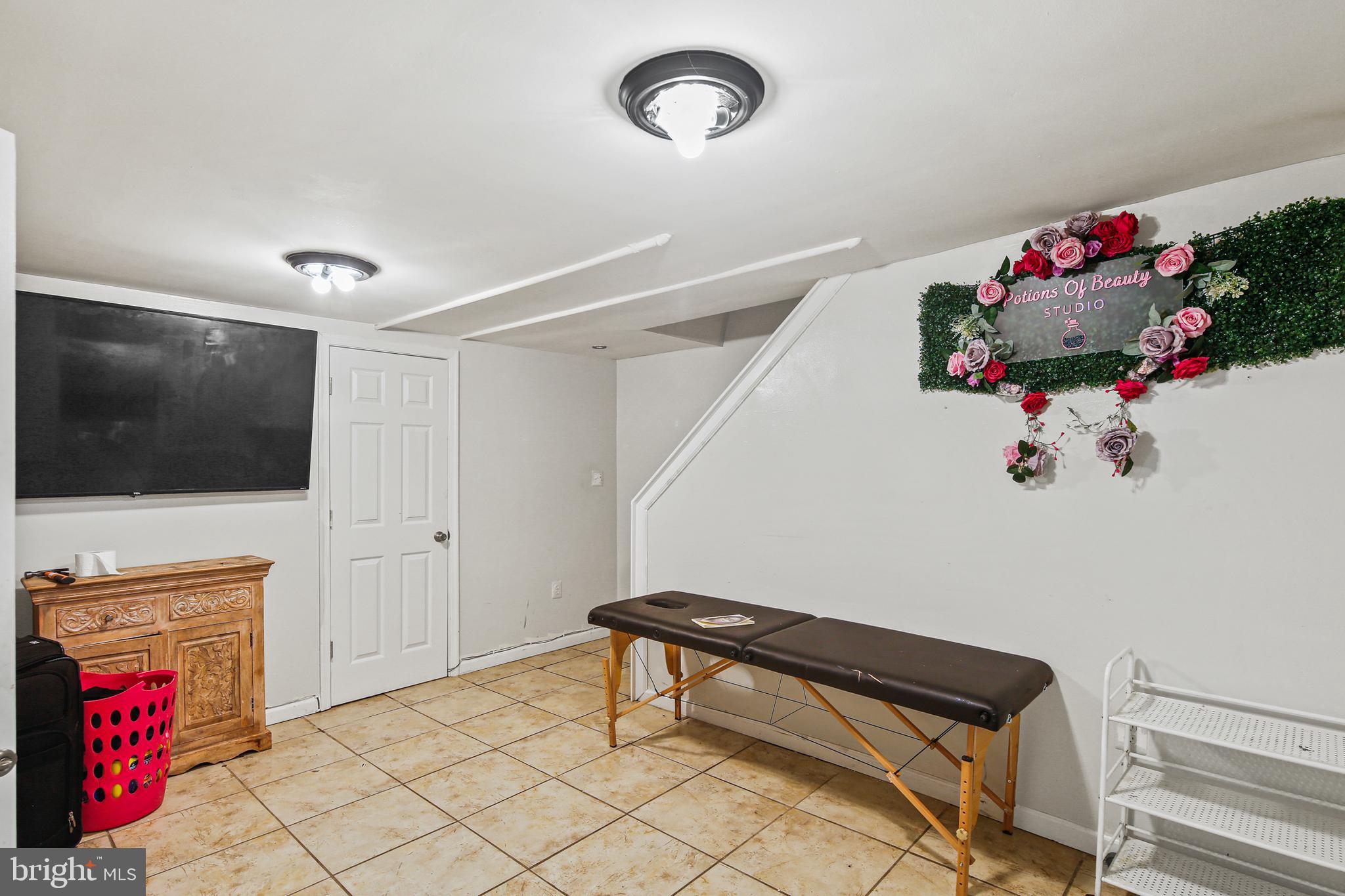 4515 Fairfax Road Baltimore, MD 21216 - Photo 15 of 36