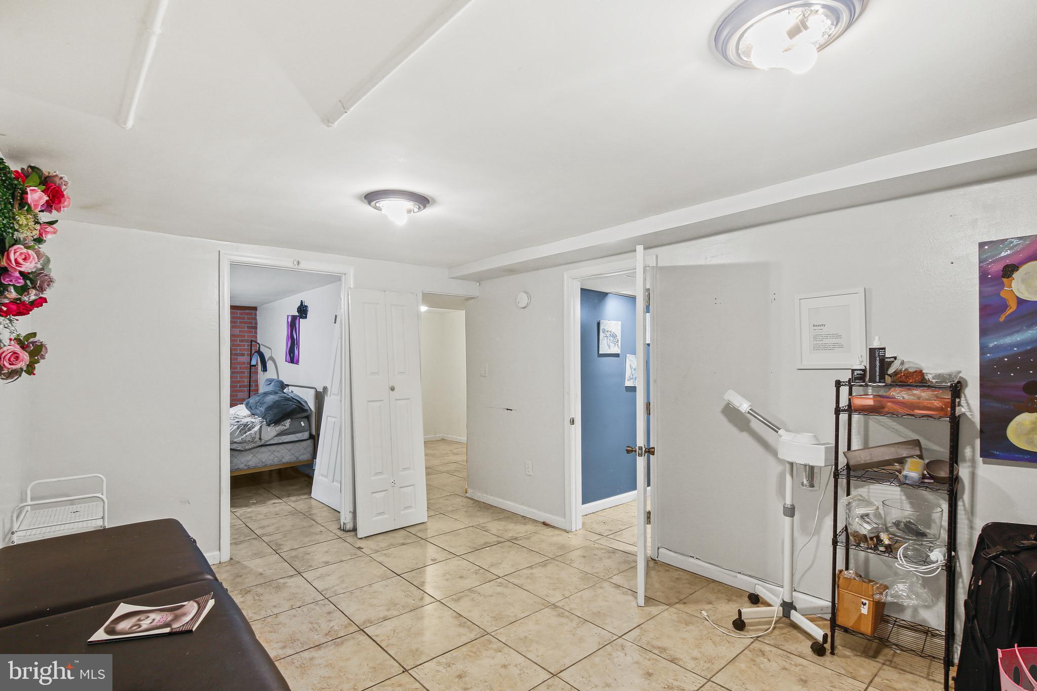 4515 Fairfax Road Baltimore, MD 21216 - Photo 16 of 36