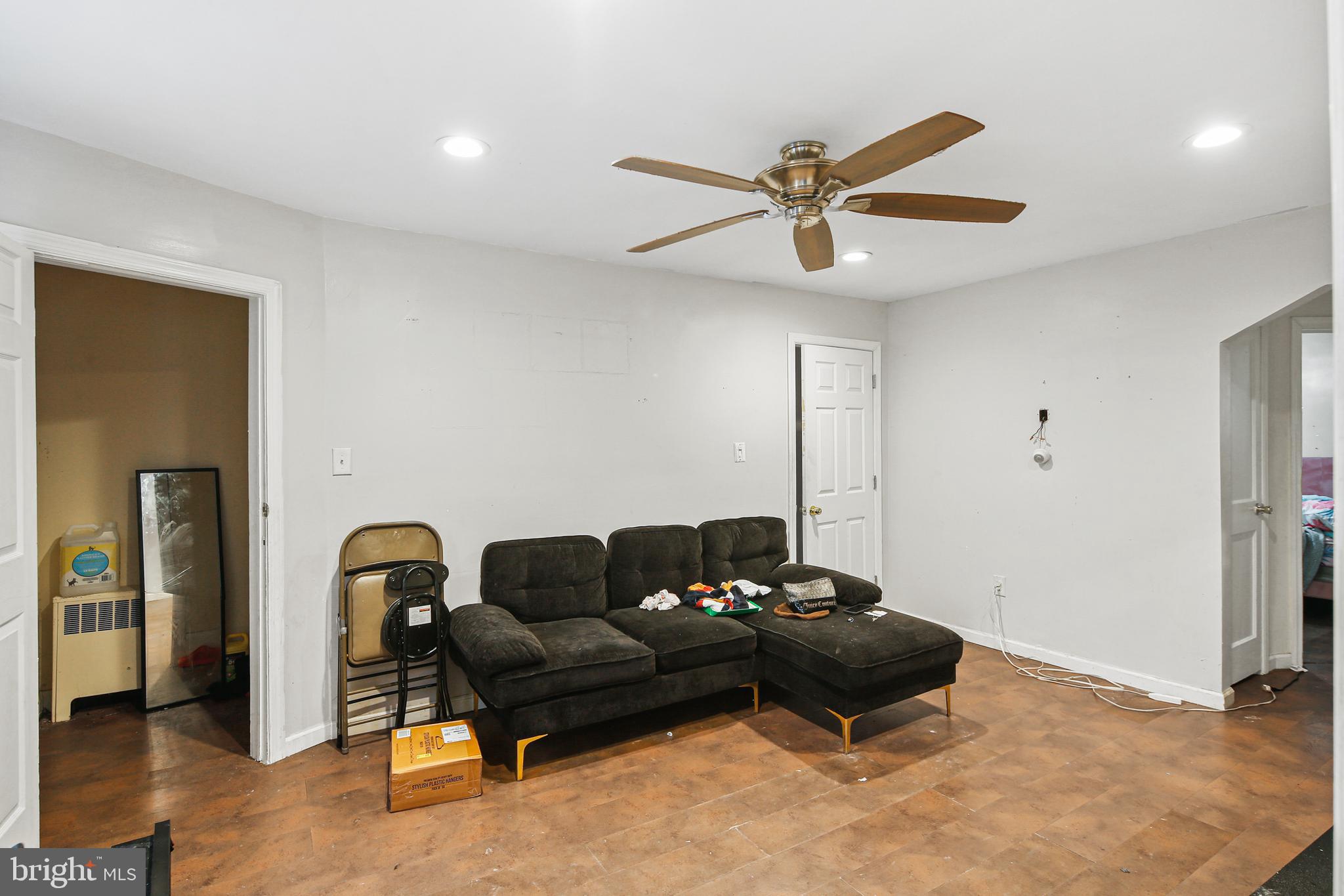 4515 Fairfax Road Baltimore, MD 21216 - Photo 5 of 36