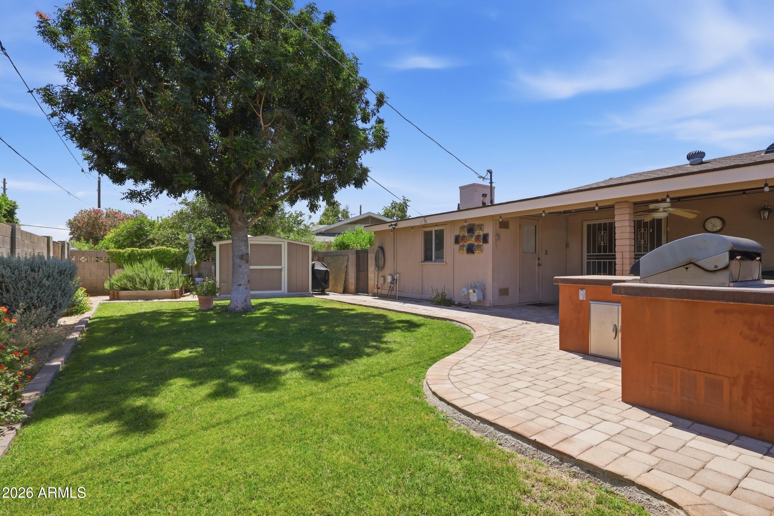 1236 East Del Rio Drive Tempe, AZ 85282 - Photo 18 of 25 Backyard lawn/garden