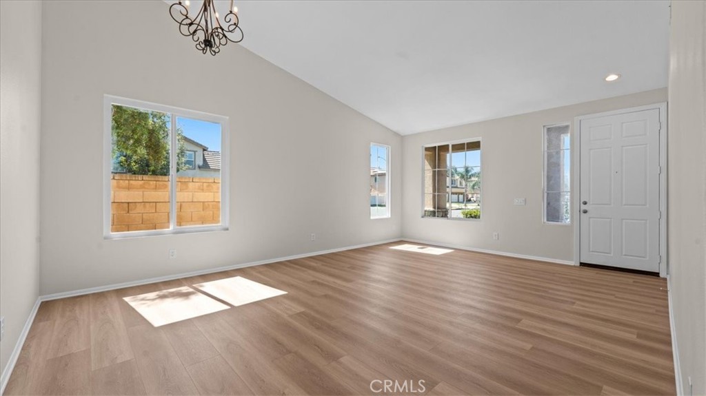 1281 Sugar Maple Lane Perris, CA 92571 - Photo 8 of 29