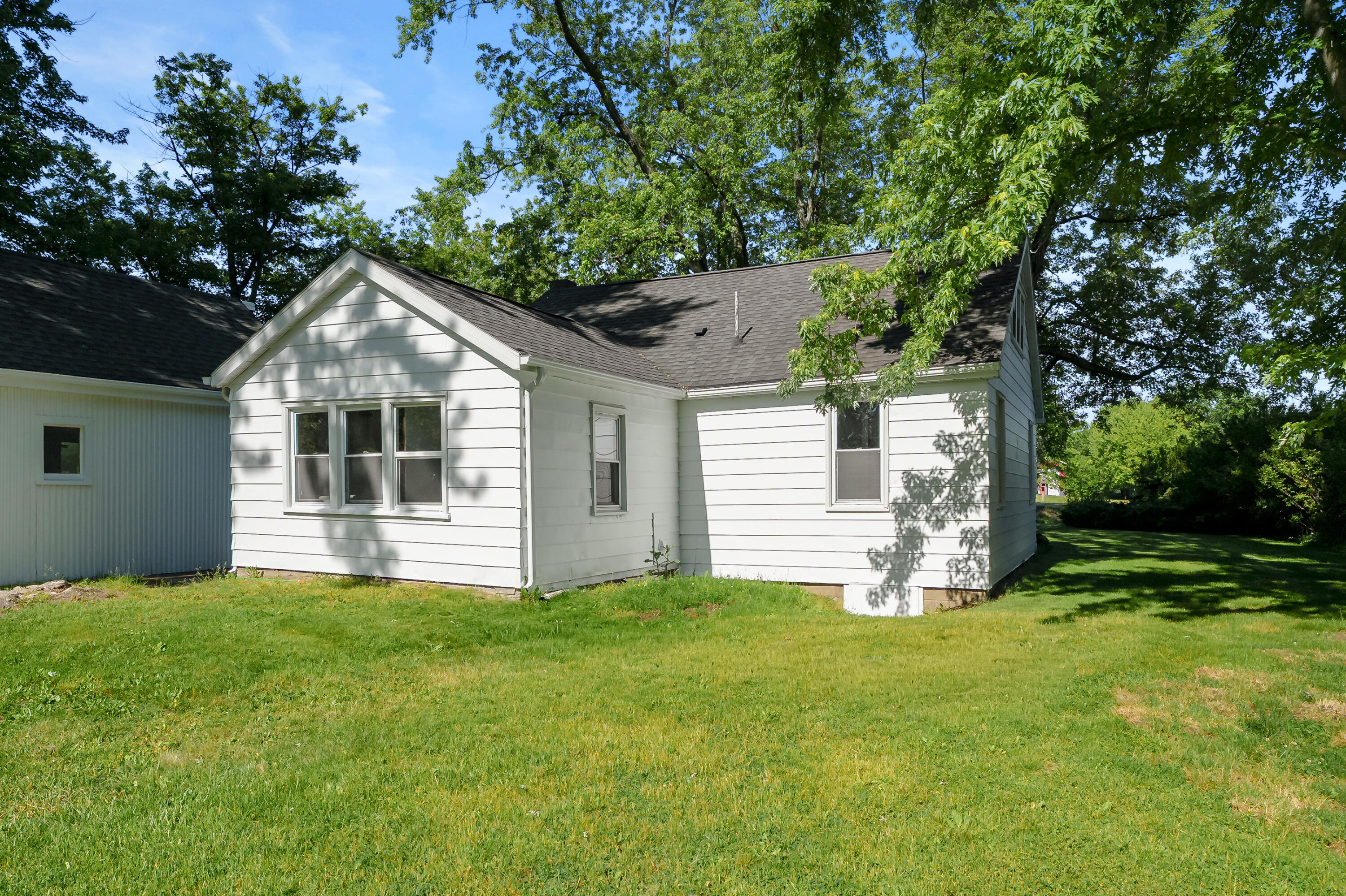 10561 Baldwin Road Bridgman, MI 49106 - Photo 25 of 32 Baldwin Rd 10561 Bridgman 49106-31