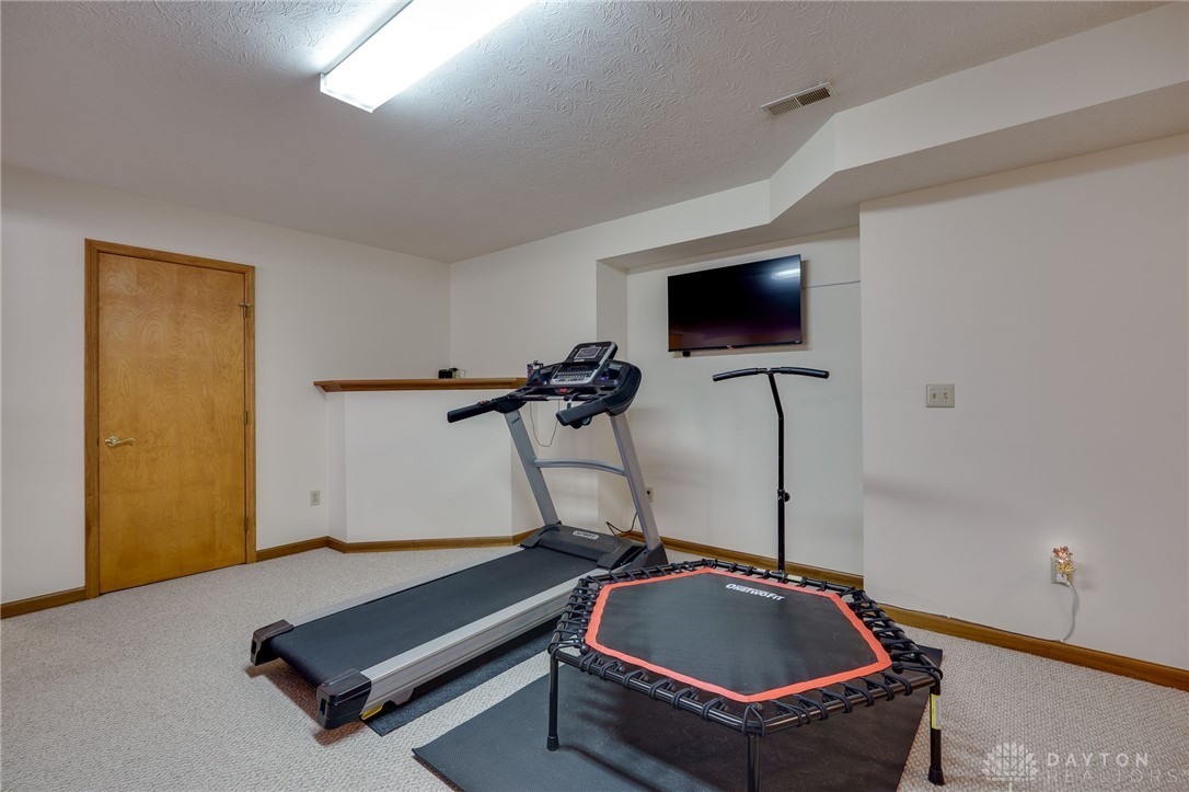 2697 Pennyroyal Road Springboro, OH 45342 - Photo 45 of 69