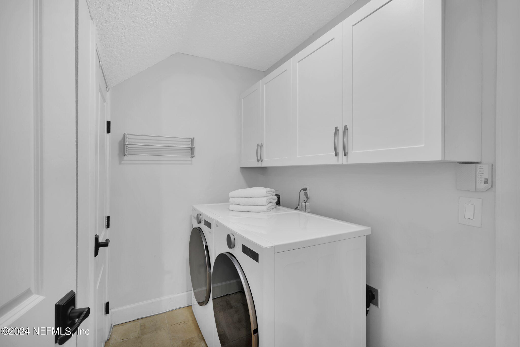 789 Mill Stream Road Ponte Vedra Beach, FL 32082 - Photo 33 of 46 a utility room with dryer and washer