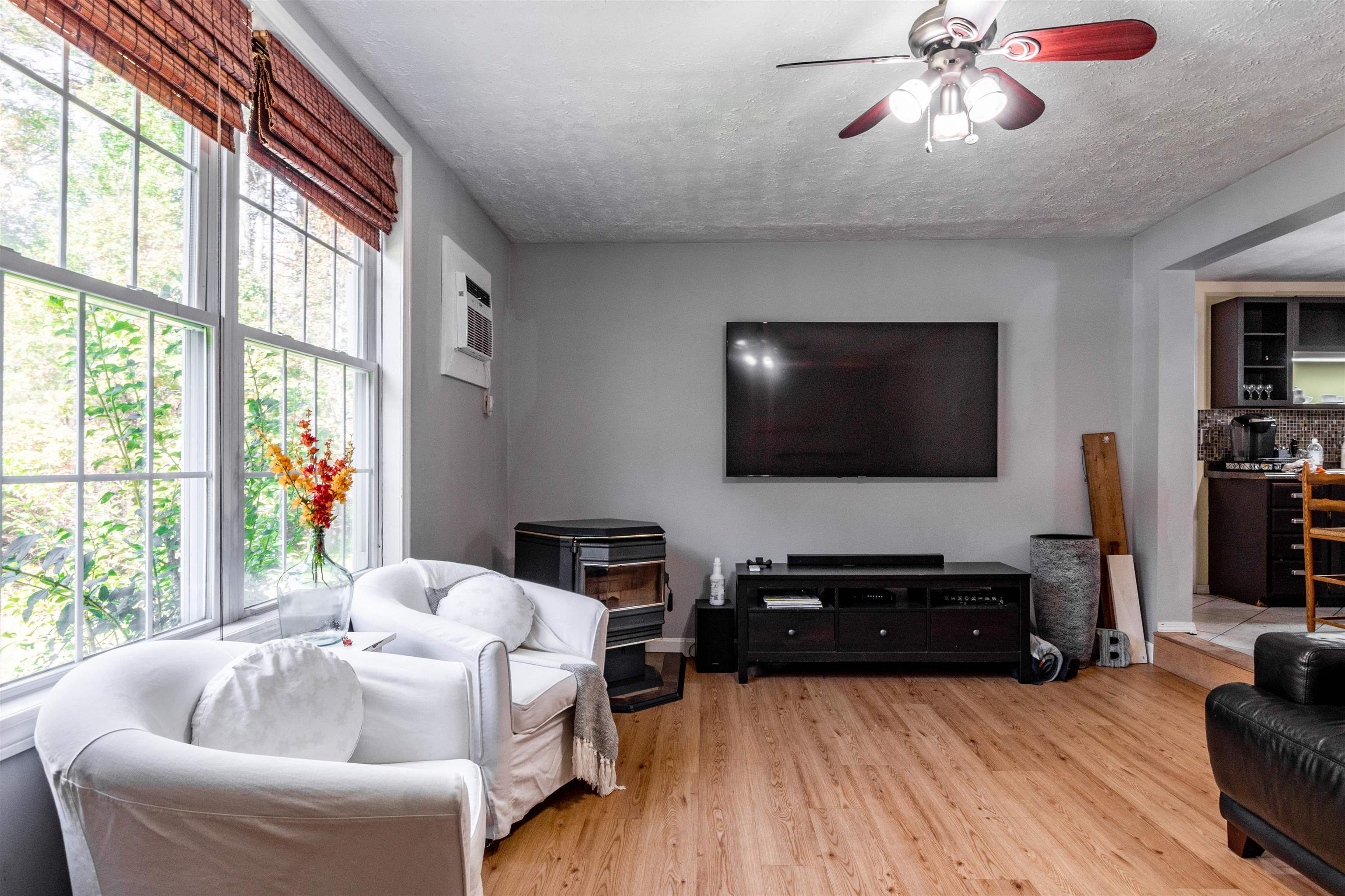 39 River Road, Unit B Hudson, NH 03051 - Photo 14 of 40