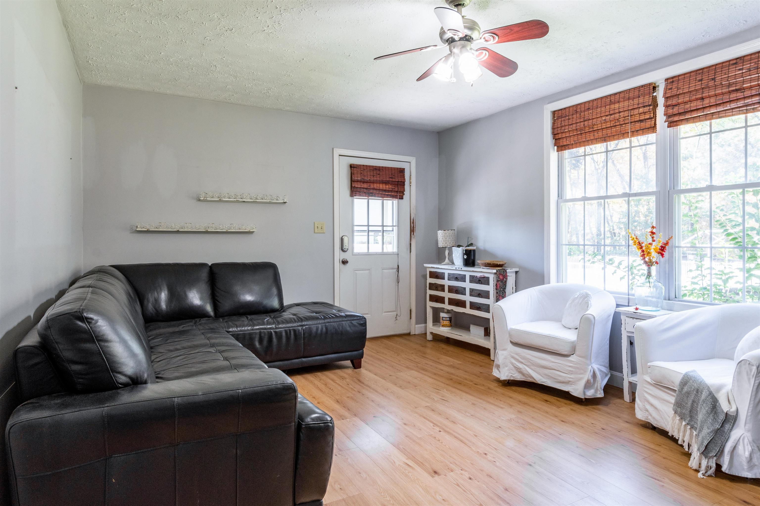 39 River Road, Unit B Hudson, NH 03051 - Photo 16 of 40