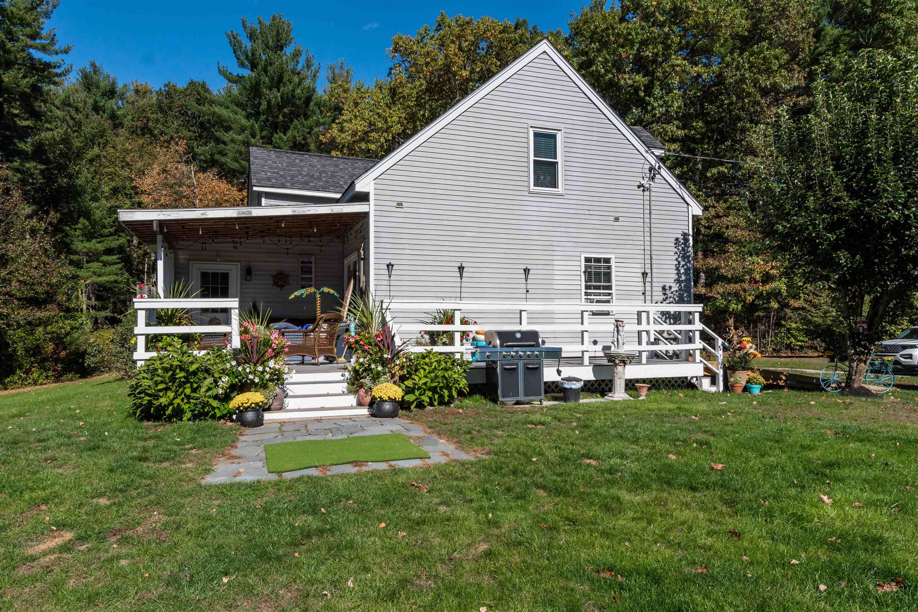 39 River Road, Unit B Hudson, NH 03051 - Photo 3 of 40