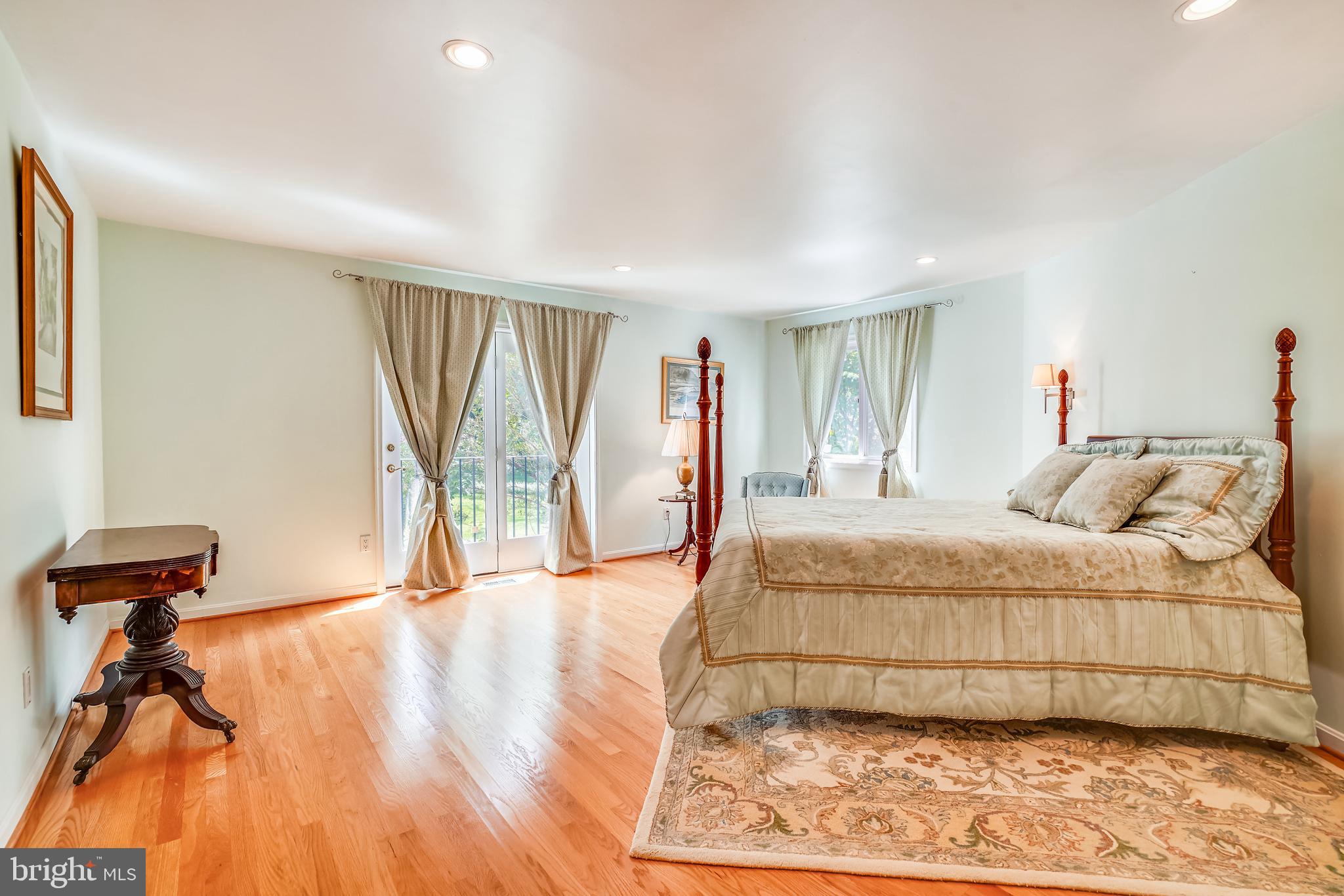 1728 Ruxton Road Towson, MD 21204 - Photo 22 of 61