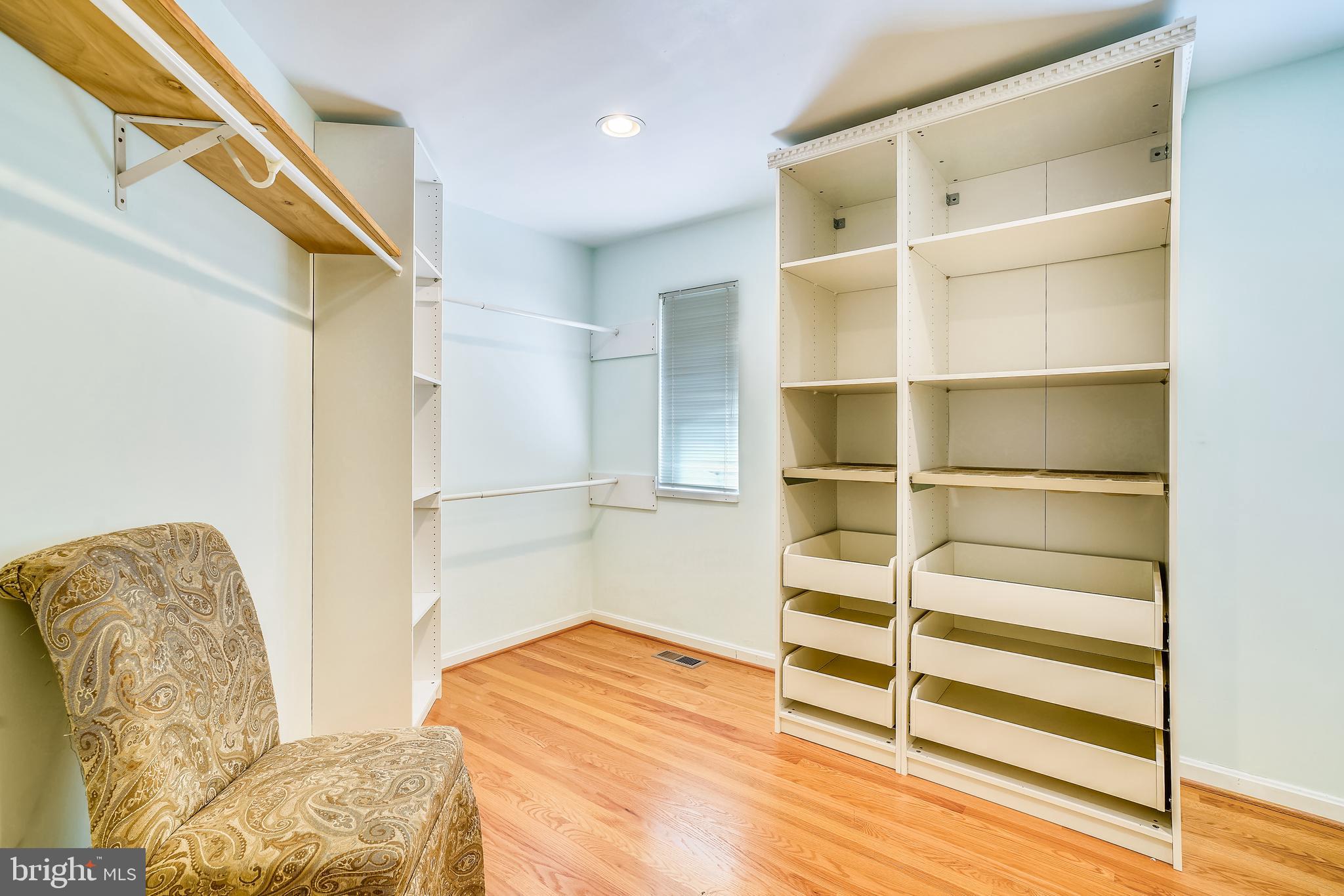 1728 Ruxton Road Towson, MD 21204 - Photo 28 of 61