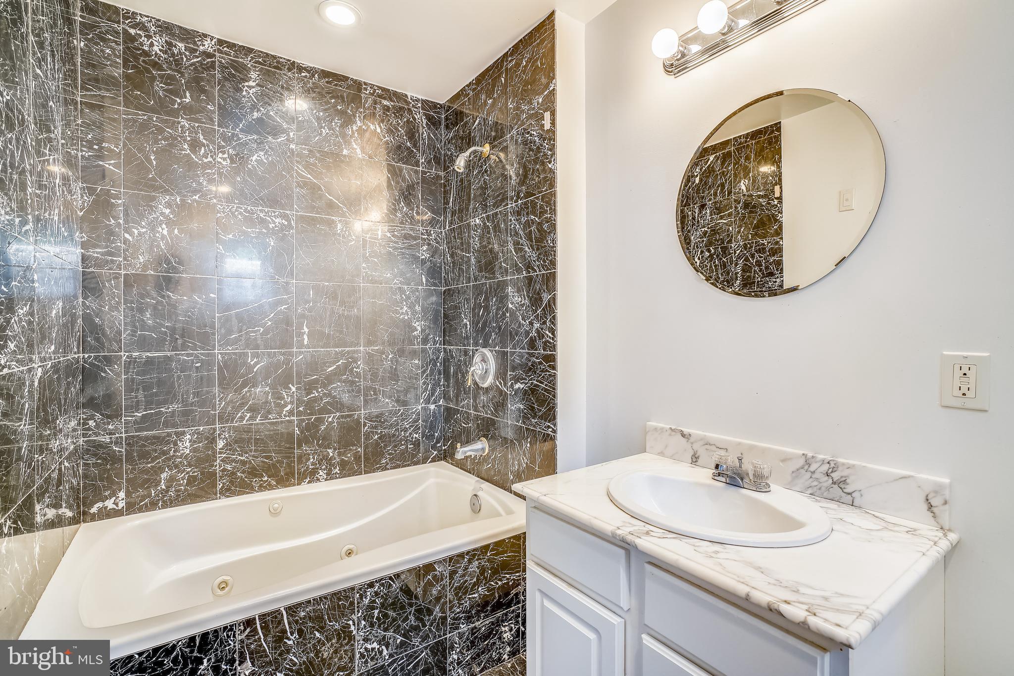 1728 Ruxton Road Towson, MD 21204 - Photo 35 of 61