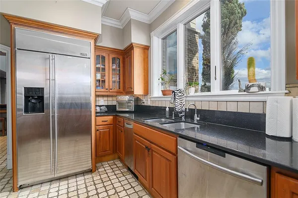 $1,150,000 | 7 Lake Point Place, Shreveport, LA 71119