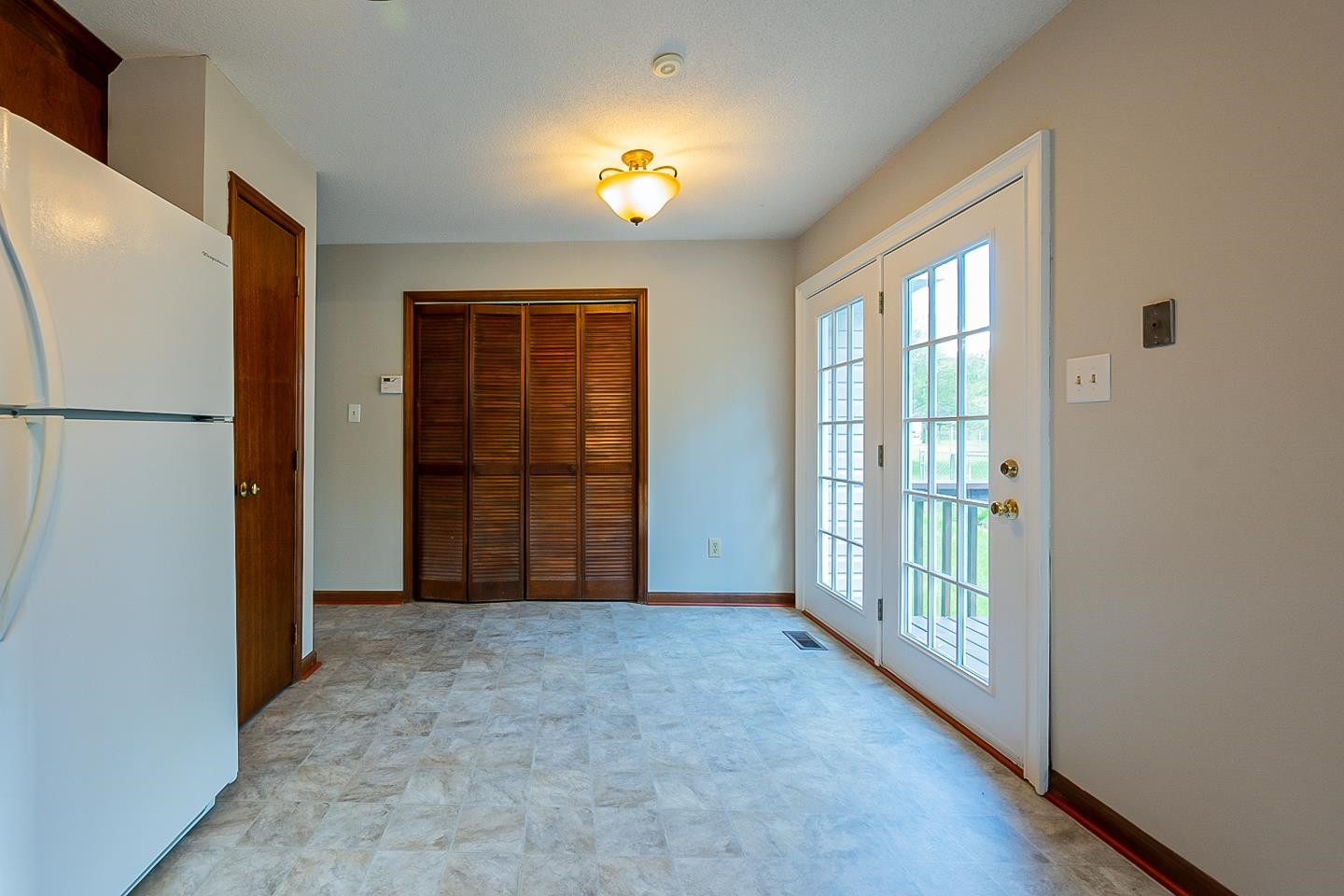 9213 Holly Springs Road Apex, NC 27539 - Photo 8 of 21 Photo 8