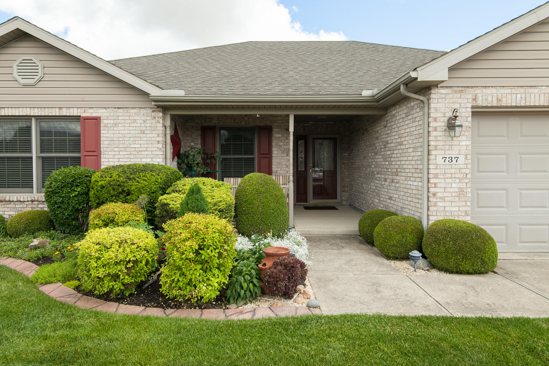 737 Shaftsbury Road Troy, OH 45373 - Photo 4 of 35 Gallery Image 4