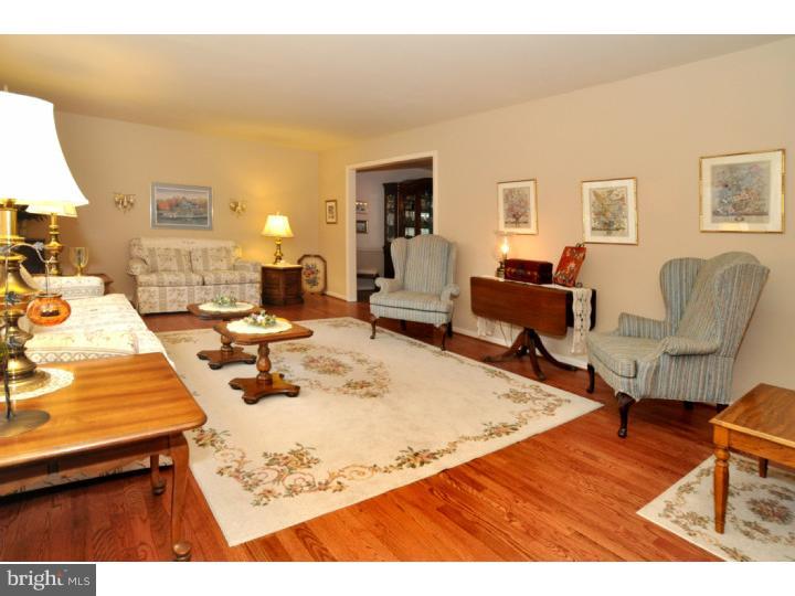 1309 Dillon Road Fort Washington, PA 19034 - Photo 4 of 23 Living Room