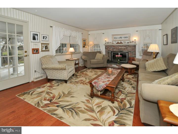 1309 Dillon Road Fort Washington, PA 19034 - Photo 10 of 23 Family Room