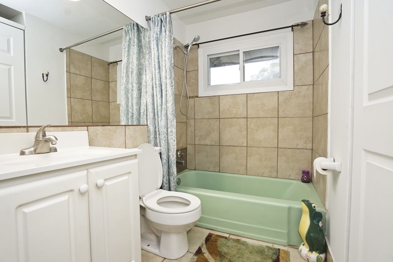 2363 Wisconsin Road Rockford, IL 61108 - Photo 17 of 24 Gallery Image 17