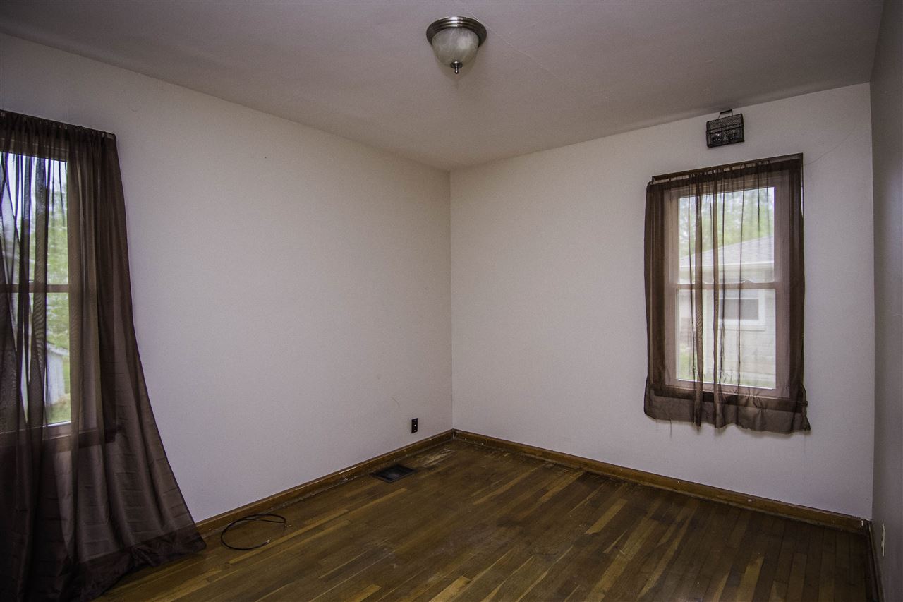 3 Pond Street Freelandville, IN 47535 - Photo 9 of 23