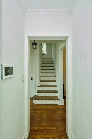 $1,098,000 | 7 Avondale Road, Yonkers, NY 10710