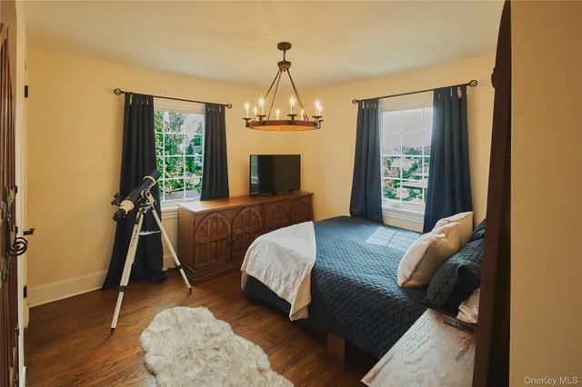 $1,098,000 | 7 Avondale Road, Yonkers, NY 10710