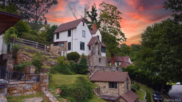 $1,098,000 | 7 Avondale Road, Yonkers, NY 10710