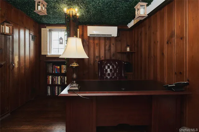 $1,098,000 | 7 Avondale Road, Yonkers, NY 10710