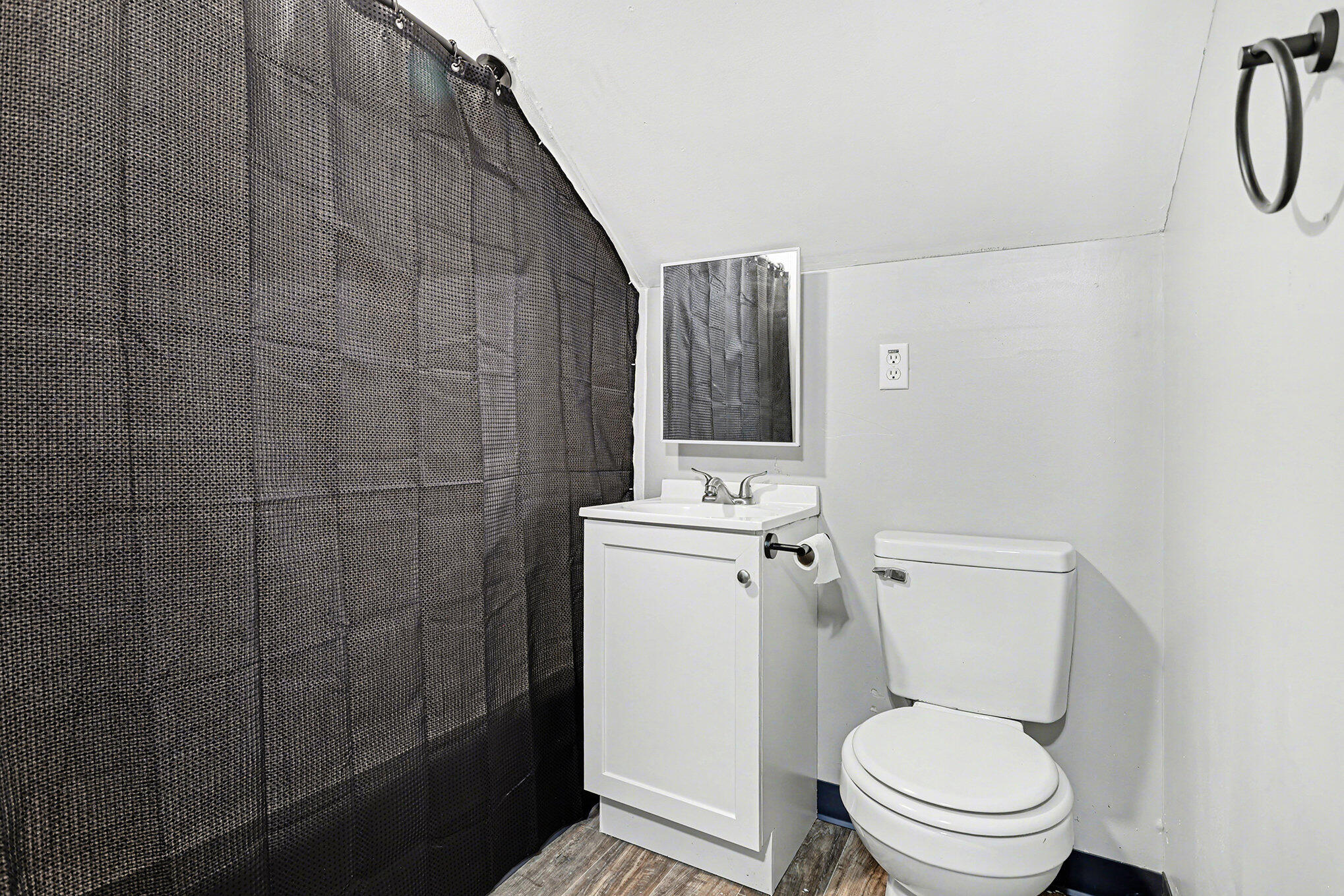 212 North Fourth Street Sturgis, MI 49091 - Photo 13 of 16 016_file_62