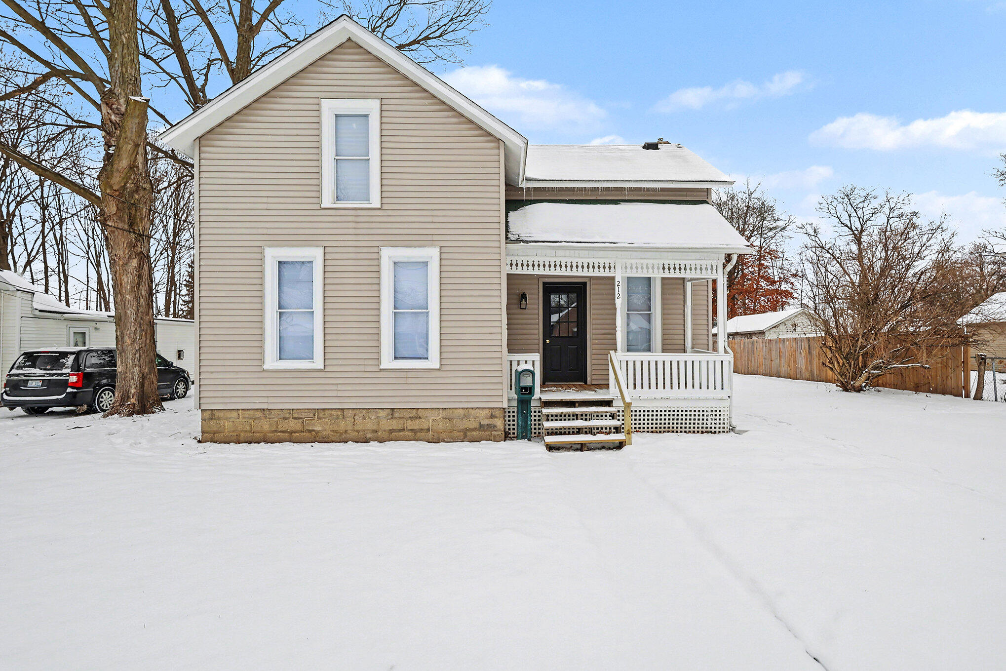 212 North Fourth Street Sturgis, MI 49091 - Photo 2 of 16 004_file_271