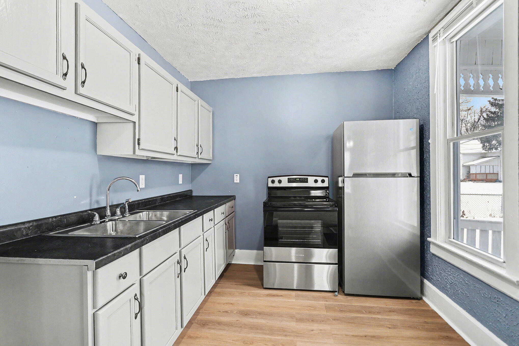 212 North Fourth Street Sturgis, MI 49091 - Photo 4 of 16 006_file_269